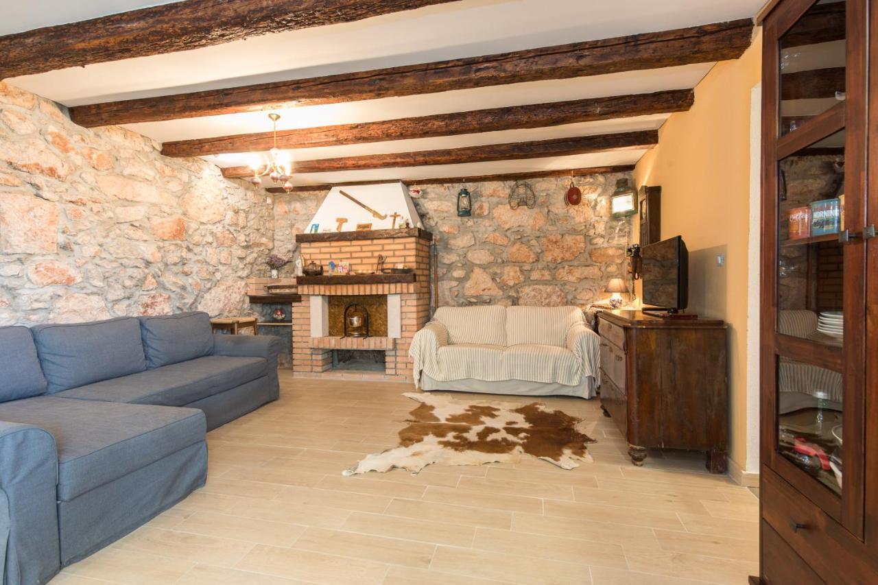 Apartman Lidija Risika Zewnętrze zdjęcie